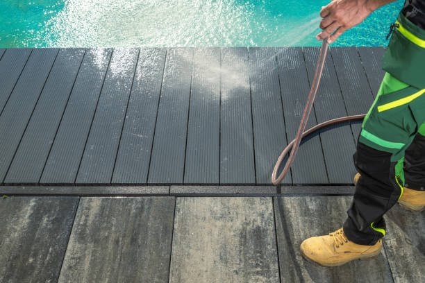 Best Pressure Washing Siding  in Osage, IA